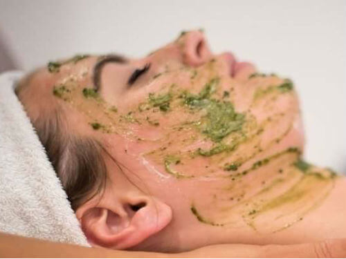 schoonheidsinstituut Alegria - gelaatsverzorging met Matcha