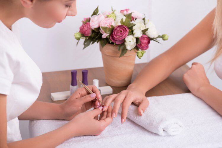 Schoonheidsinstituut Alegria - Karien De Clercq - manicure